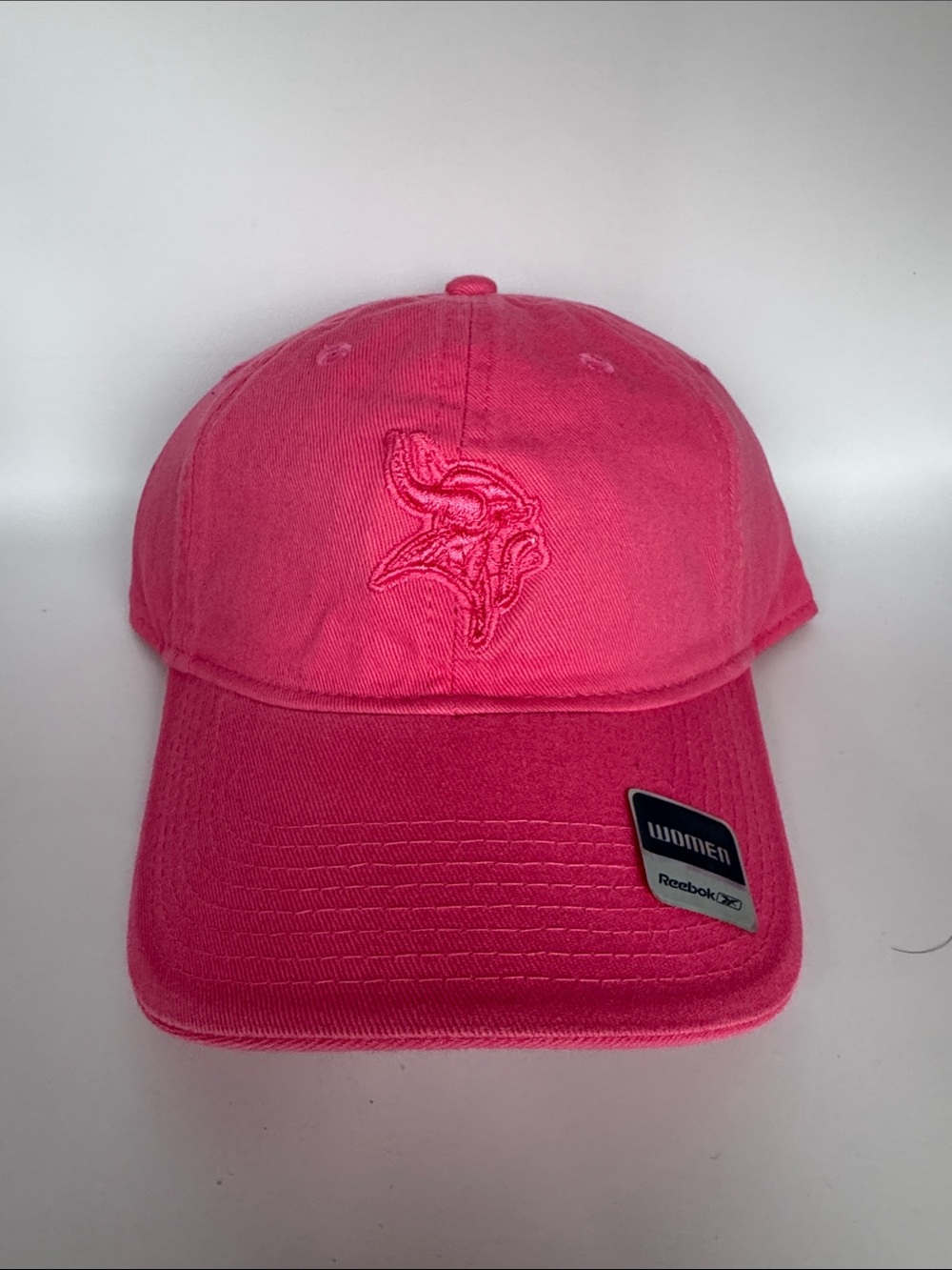 Reebok Women’s Hot Pink Embroidered Logo Cap Minnesota Vikings NWT
